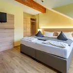 Schwabenhof 3*